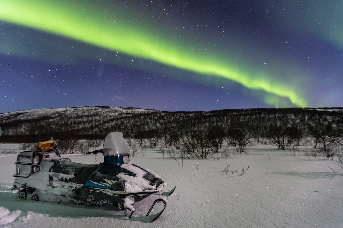 Northern lights on a Tromsø snowmobile tour!