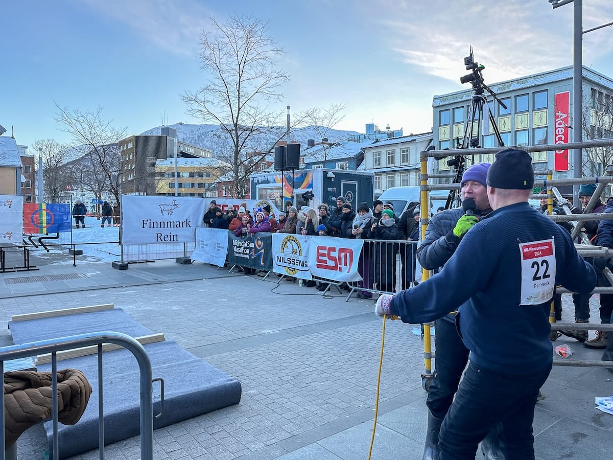 Watching the lasso competition in Tromsø