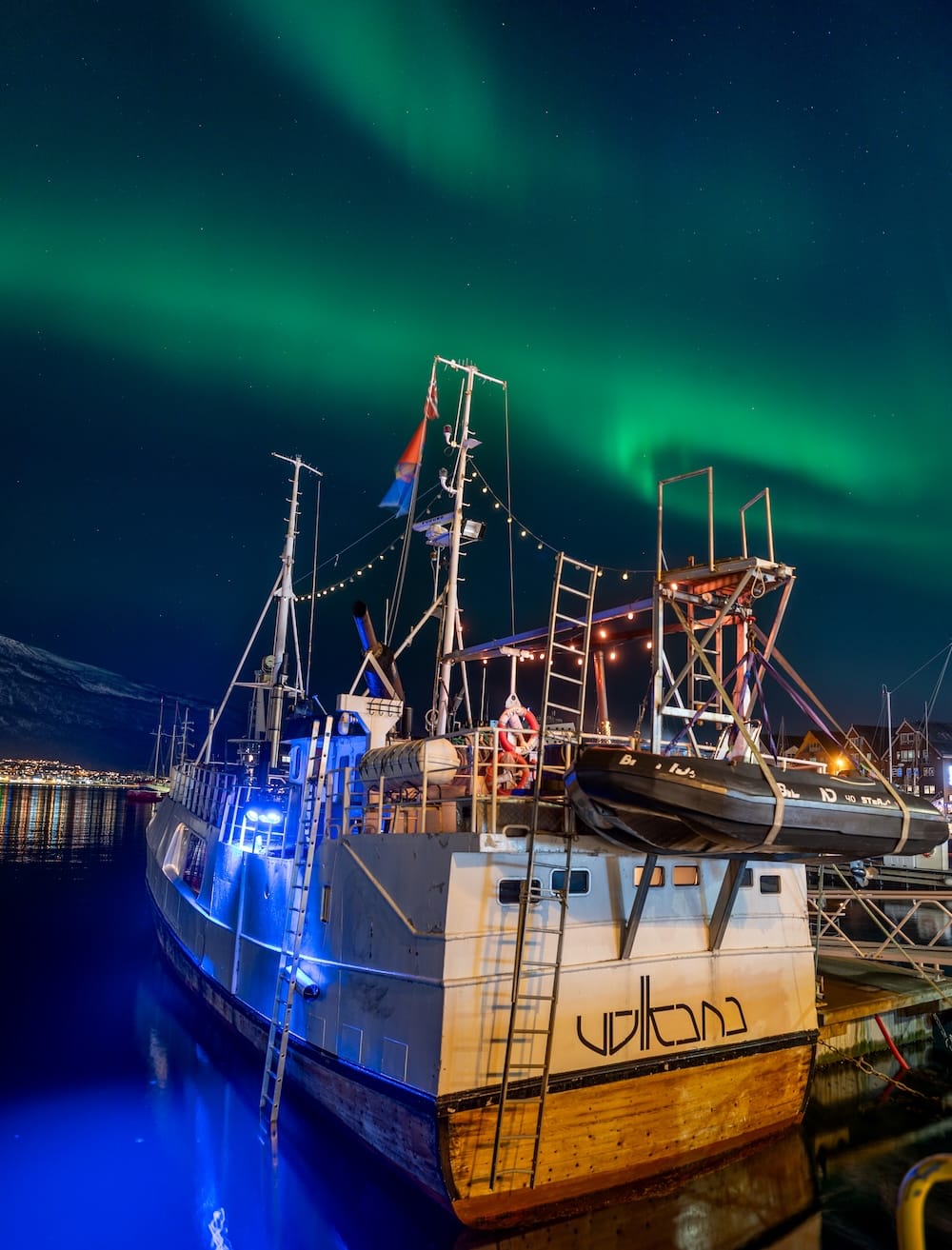 Vulkana Arctic Spa under the aurora (10.2025)